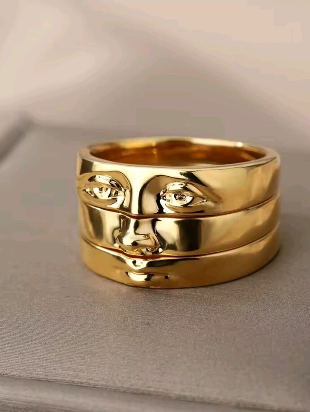 Gold Face Stackable Unisex Ring - Sculpted Face Design